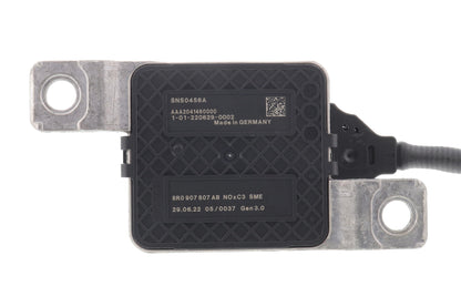 VEMO NOx Sensor, urea injection V10-72-0301