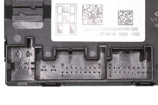 VEMO Control Unit, door actuation V10-73-0505