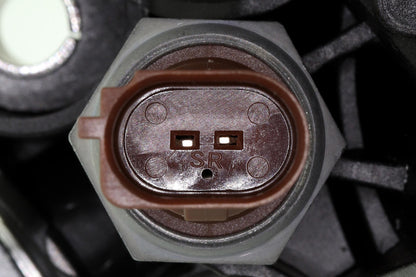 VEMO Oil filter module V15-60-6100