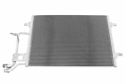 VEMO Condenser, air conditioning V15-62-1025