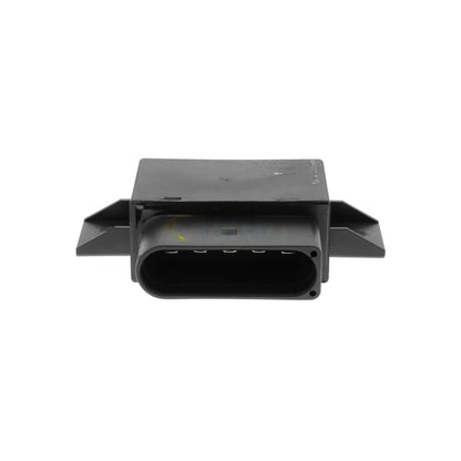VEMO Relay, fuel pump V15-71-0069