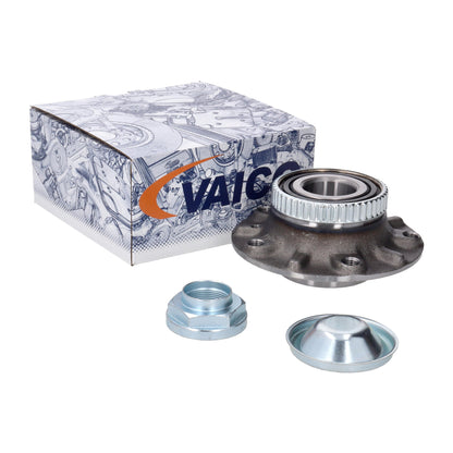 VAICO Wheel Hub V20-0517