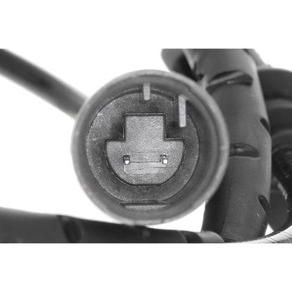 VEMO Sensor, wheel speed V20-72-0499