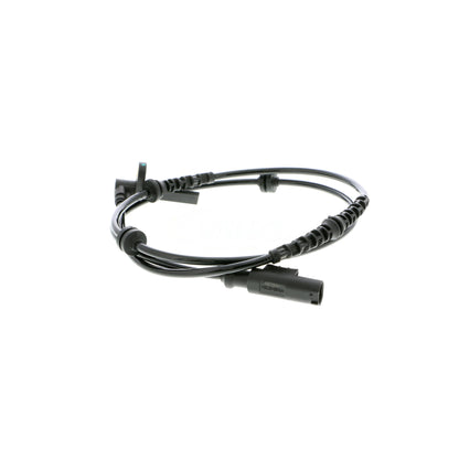 VEMO Sensor, wheel speed V24-72-0156