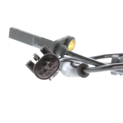 VEMO Sensor, wheel speed V24-72-0177