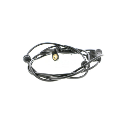 VEMO Sensor, wheel speed V24-72-0183