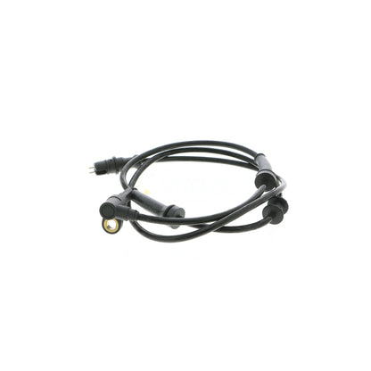VEMO Sensor, wheel speed V24-72-0189