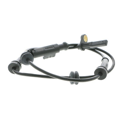 VEMO Sensor, wheel speed V24-72-0192