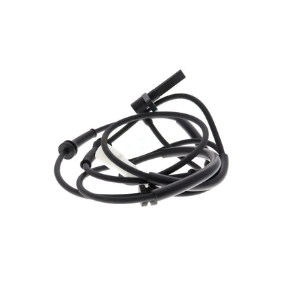 VEMO Sensor, wheel speed V24-72-0241