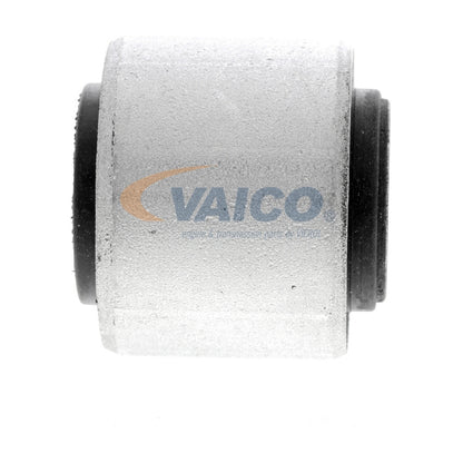 VAICO Mounting, control/trailing arm V30-1015