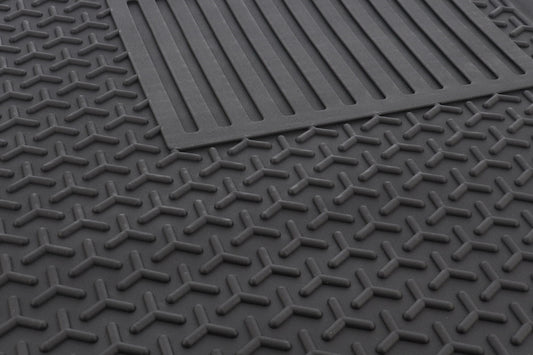 VAICO Floor Mat Set V30-4031