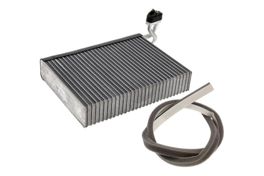 VEMO Evaporator, air conditioning V30-65-0040