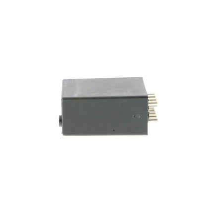 VEMO Relay, fuel pump V30-71-0010