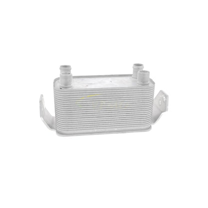 VEMO Oil Cooler, engine oil V48-60-0030