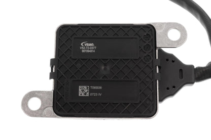 VEMO NOx Sensor, urea injection V52-72-0377