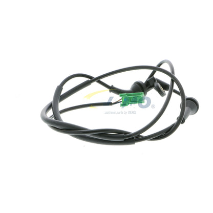 VEMO Sensor, wheel speed V95-72-0083